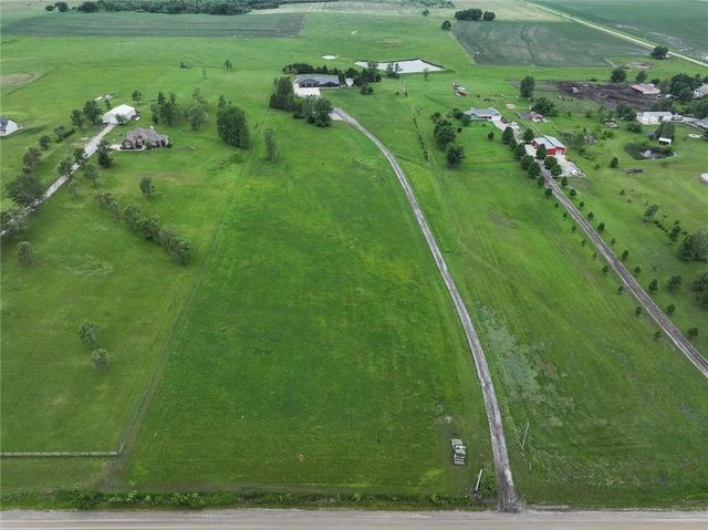 12243 230th Street, Linwood, KS 66052