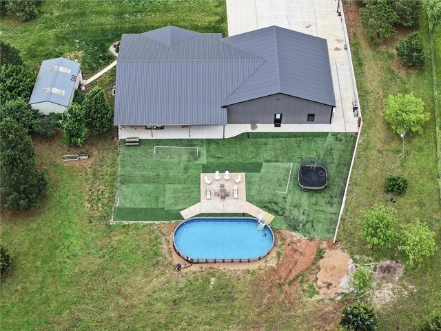 12243 230th Street, Linwood, KS 66052