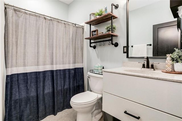 12243 230th Street, Linwood, KS 66052