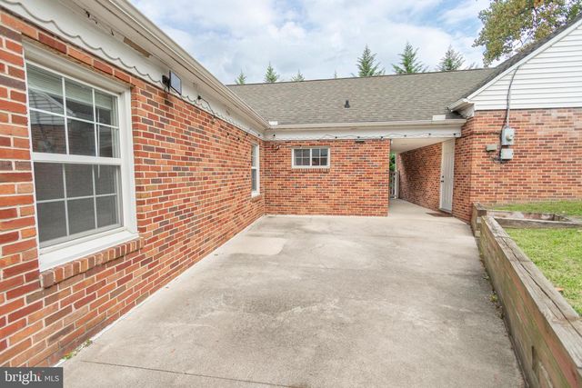 192 RATHTON RD, York, PA 17403