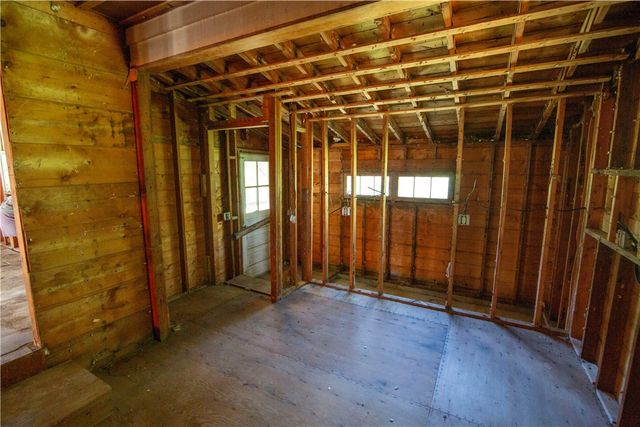 21 Nichols Lane, Westerly, RI 02891