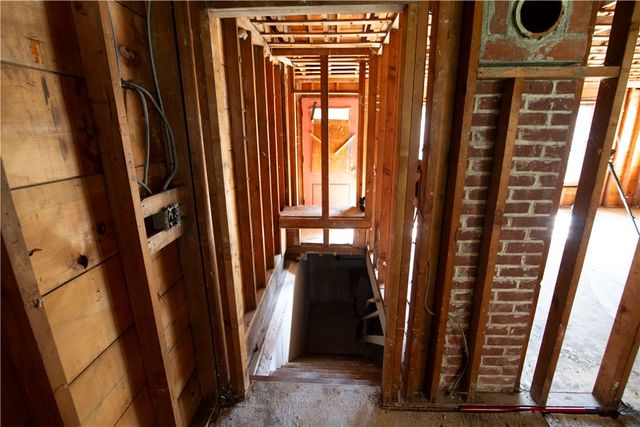 21 Nichols Lane, Westerly, RI 02891