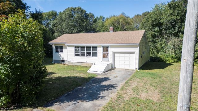 21 Nichols Lane, Westerly, RI 02891