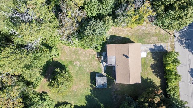 21 Nichols Lane, Westerly, RI 02891