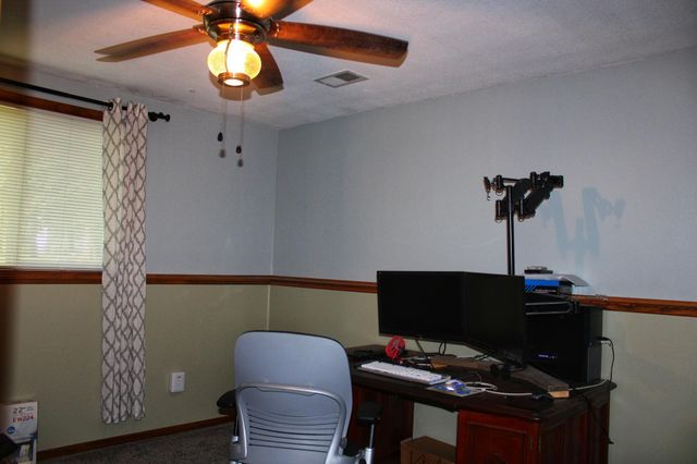 664 Hilltop Drive NE, Hutchinson, MN 55350