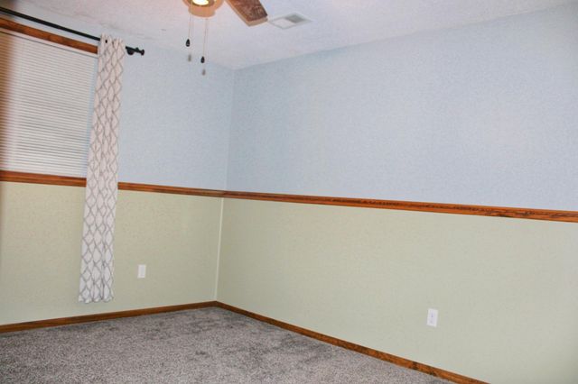 664 Hilltop Drive NE, Hutchinson, MN 55350