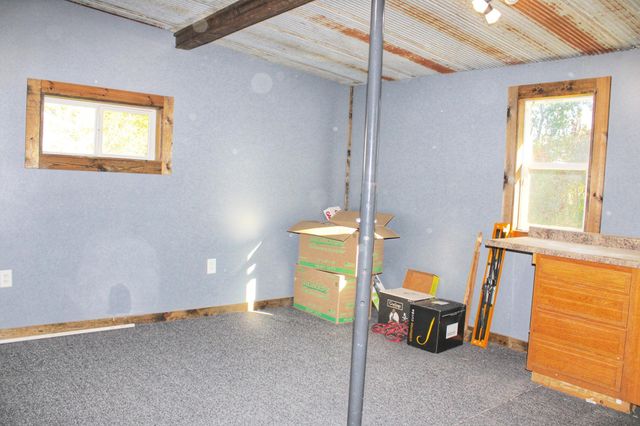 664 Hilltop Drive NE, Hutchinson, MN 55350