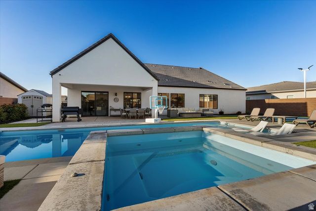 147 W ELINOR LN, Washington, UT 84780