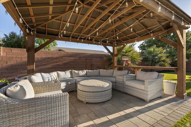 147 W ELINOR LN, Washington, UT 84780
