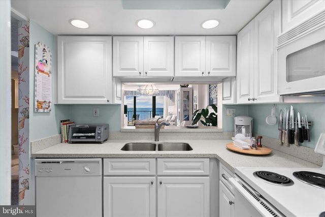 505 DOVER HOUSE, Bethany Beach, DE 19930