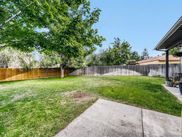 9559 W Eureka Pl, Lakewood, CO 80227