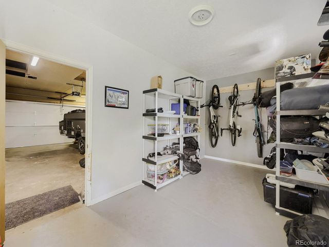 9559 W Eureka Pl, Lakewood, CO 80227