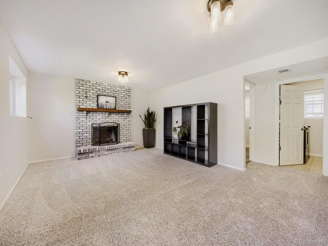 9559 W Eureka Pl, Lakewood, CO 80227