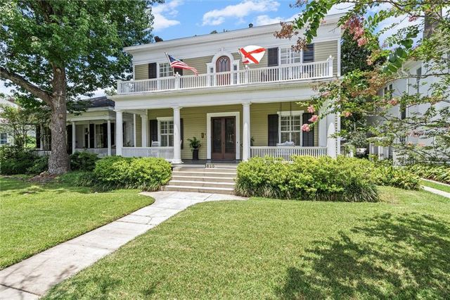 1820 Dauphin Street, Mobile, AL 36606