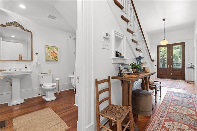 1820 Dauphin Street, Mobile, AL 36606