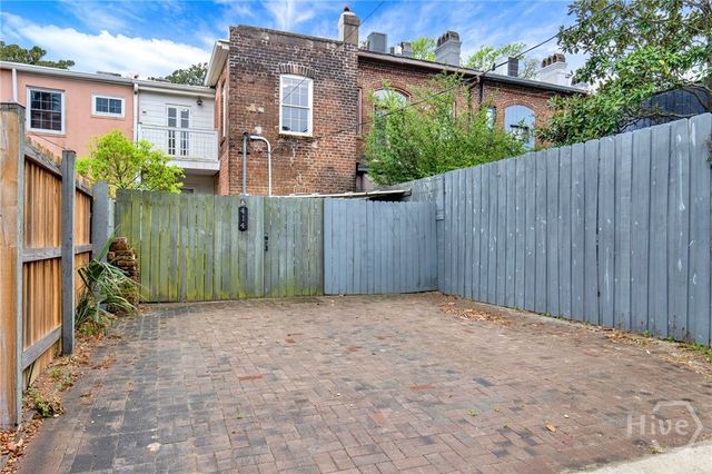 414 E Liberty Street, Savannah, GA 31401