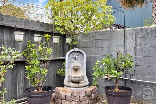 414 E Liberty Street, Savannah, GA 31401