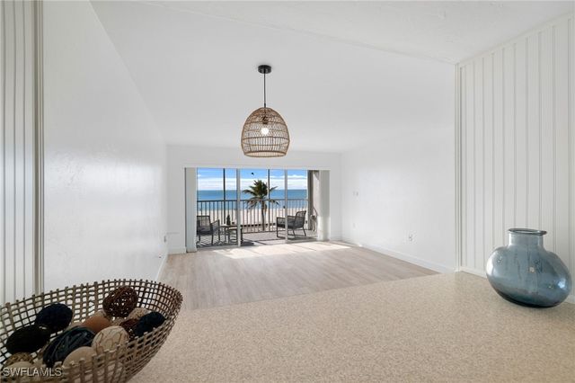 25840 Hickory BLVD 202, Bonita Springs, FL 34134