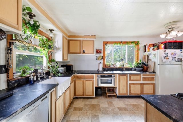 64 Mero St., Ludlow, MA 01056