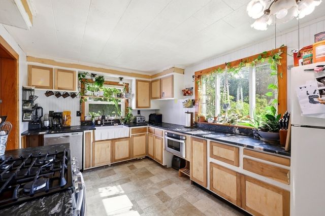 64 Mero St., Ludlow, MA 01056