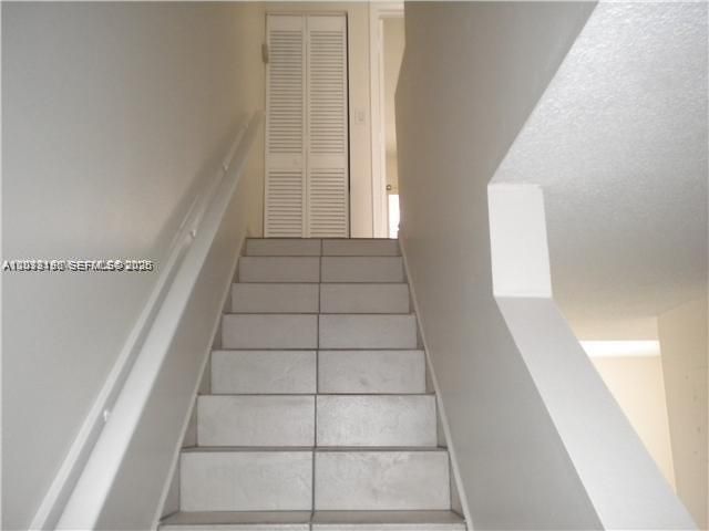 260 NW 107th Ave 207, Miami, FL 33172