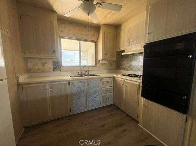 34480 County Line Road 126, Yucaipa, CA 92399