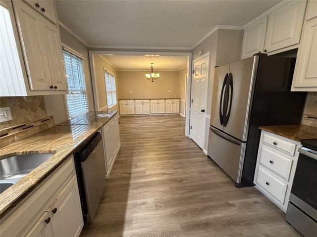 1897 Winding Creek SW Lane, Marietta, GA 30064