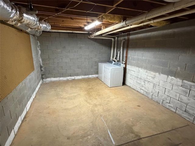 1897 Winding Creek SW Lane, Marietta, GA 30064