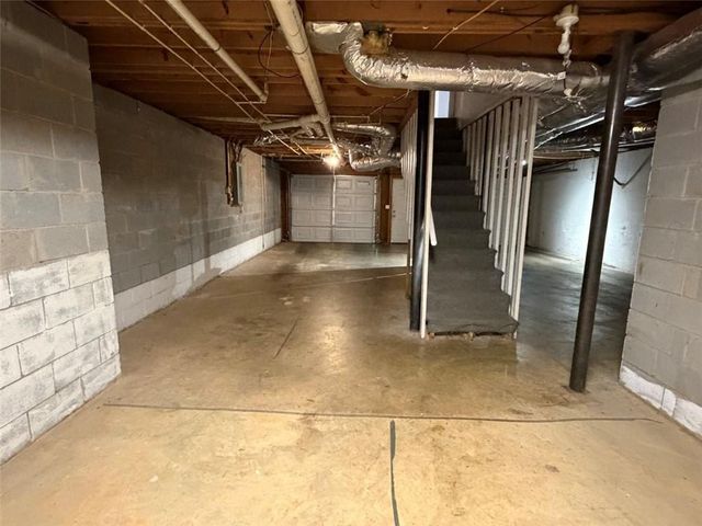 1897 Winding Creek SW Lane, Marietta, GA 30064