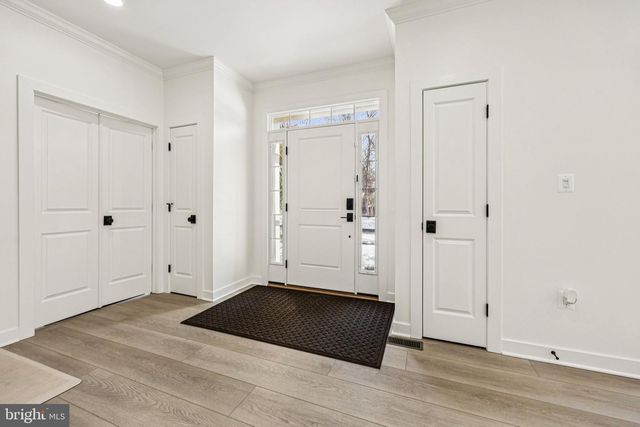 4702 LEIGHFIELD VALLEY DR, Chantilly, VA 20151