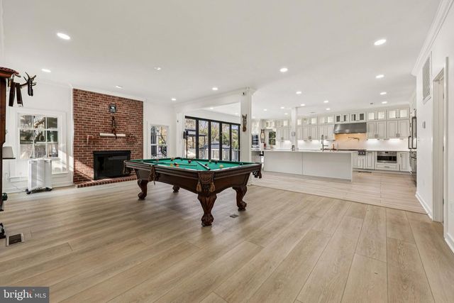 4702 LEIGHFIELD VALLEY DR, Chantilly, VA 20151