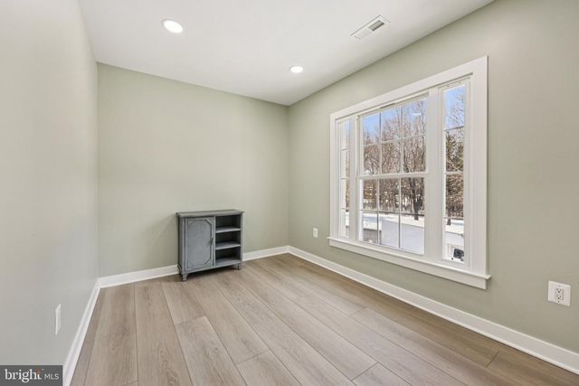 4702 LEIGHFIELD VALLEY DR, Chantilly, VA 20151