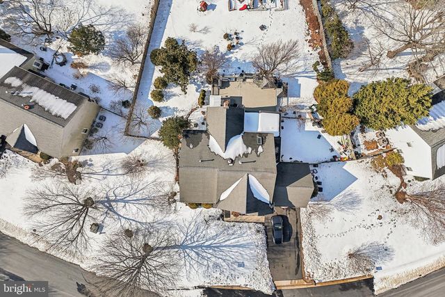 4702 LEIGHFIELD VALLEY DR, Chantilly, VA 20151