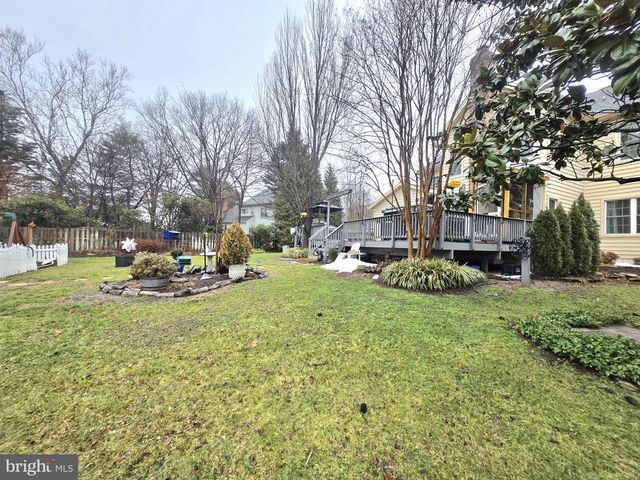 4702 LEIGHFIELD VALLEY DR, Chantilly, VA 20151