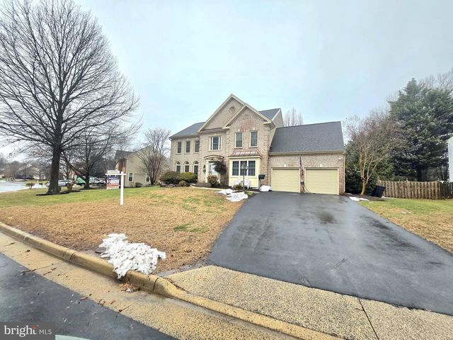 4702 LEIGHFIELD VALLEY DR, Chantilly, VA 20151