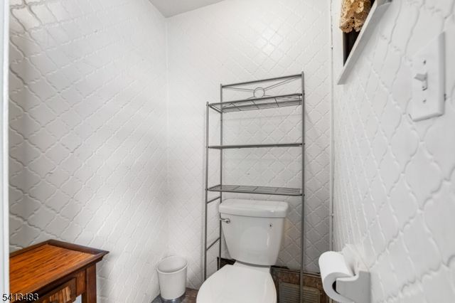 26 Franklin St, Verona Twp., NJ 07044