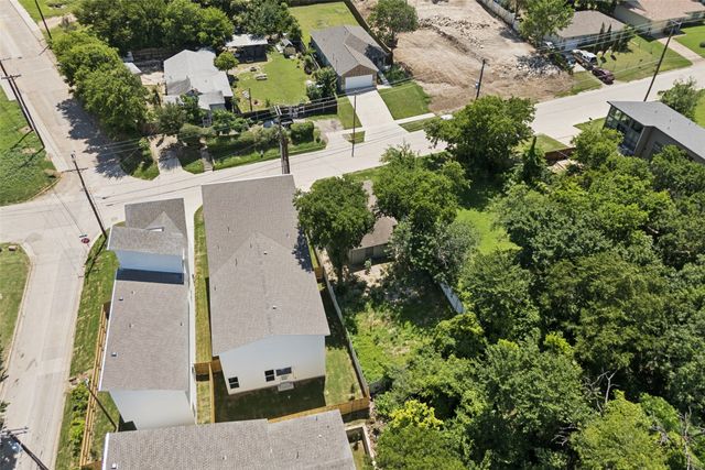 607 S Moore Street, Dallas, TX 75203