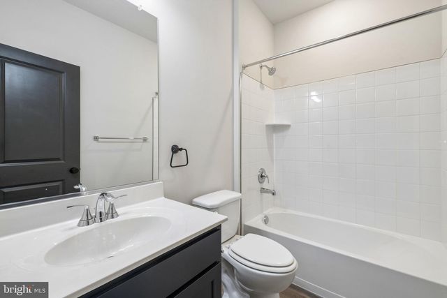 7202 MOUNTAINEER DR, Alexandria, VA 22306