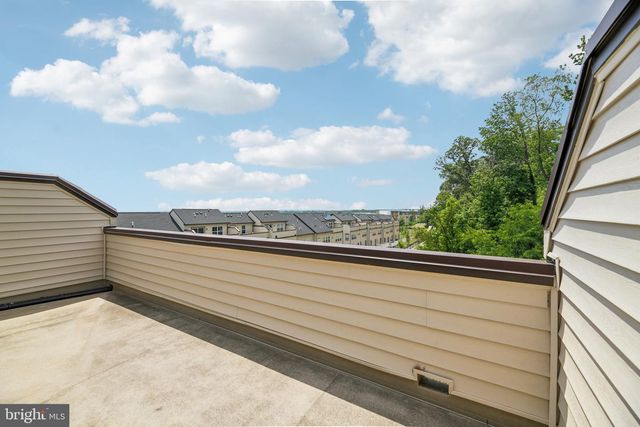7202 MOUNTAINEER DR, Alexandria, VA 22306