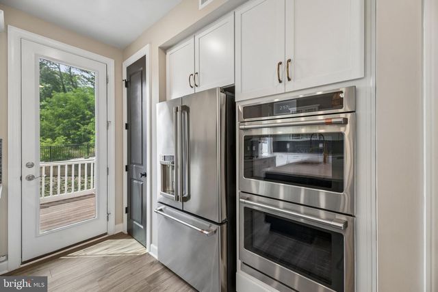 7202 MOUNTAINEER DR, Alexandria, VA 22306