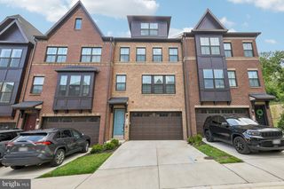 7202 MOUNTAINEER DR, Alexandria, VA 22306