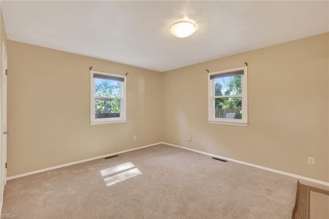 229 Fresno DR, Chesapeake, VA 23322