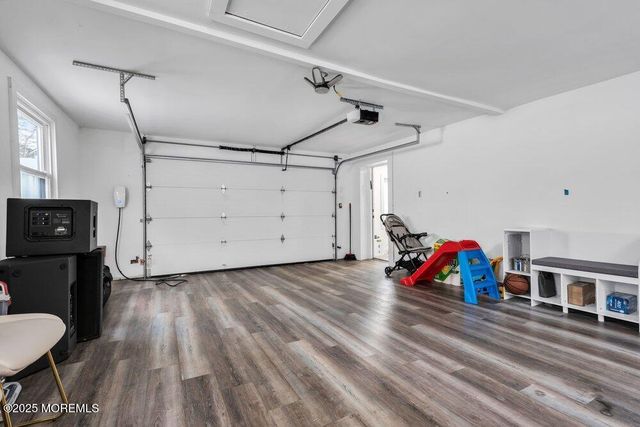 19 Beacon Street, Jackson, NJ 08527
