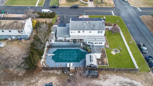 19 Beacon Street, Jackson, NJ 08527