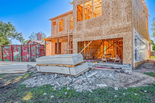 15823 Beechnut Street, Houston, TX 77083