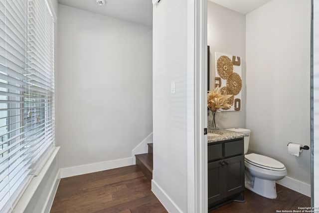 144 Claremont Ave Unit 101, San Antonio, TX 78209