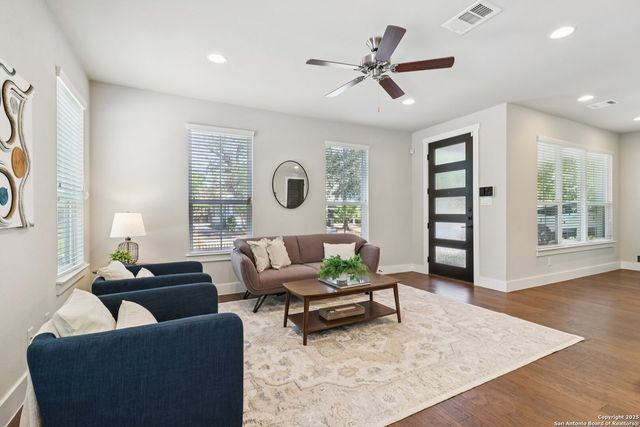 144 Claremont Ave Unit 101, San Antonio, TX 78209