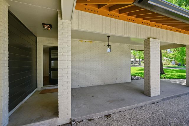 5885 Eastwood Dr, Baton Rouge, LA 70806