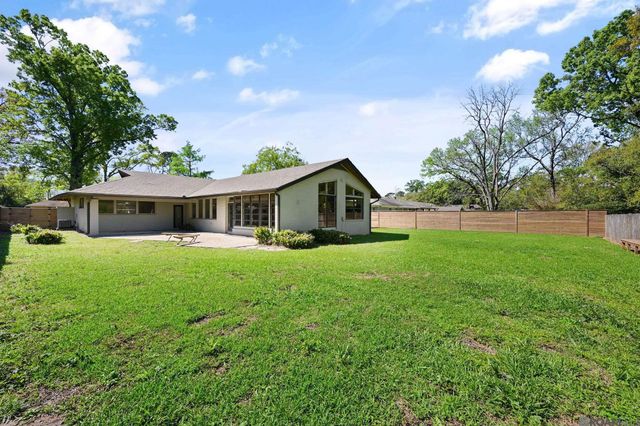 5885 Eastwood Dr, Baton Rouge, LA 70806