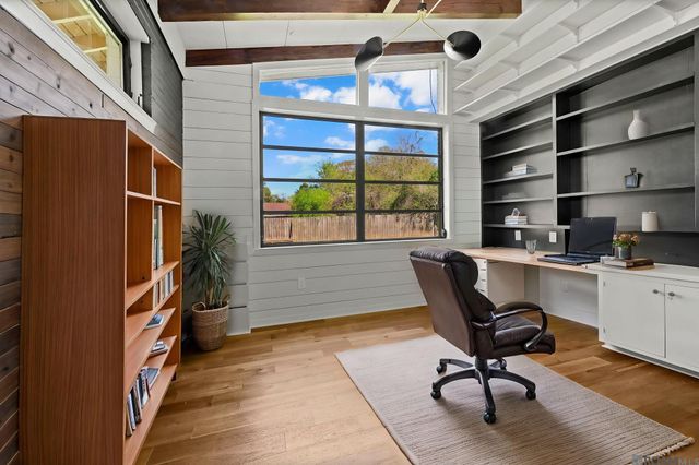 5885 Eastwood Dr, Baton Rouge, LA 70806